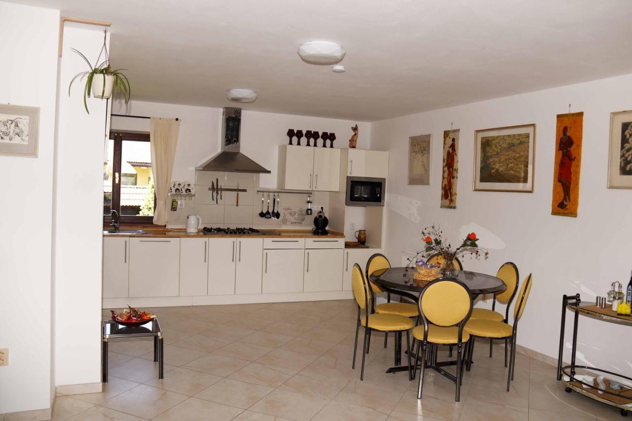 apartmán u Vágnera Dvůr Králové nad Labem Exterior foto